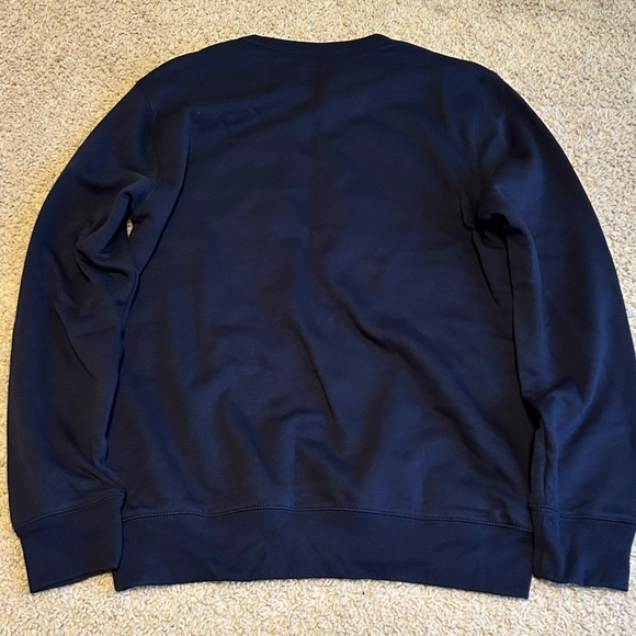 Navy GAP Crewneck Sweater NWT Medium - Picture 2 of 3